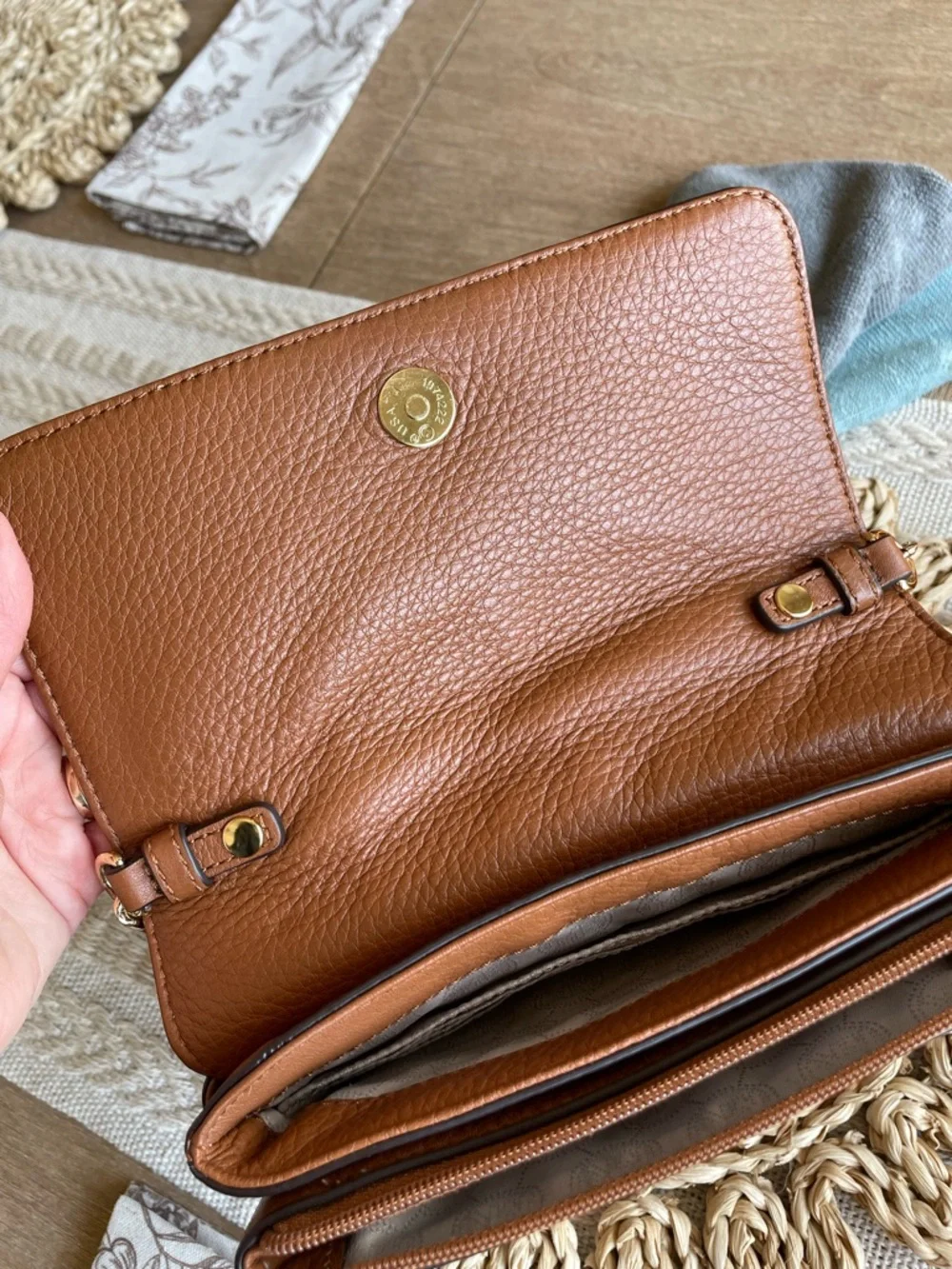 Michael Kors Beautiful Chestnut Pebble Leather Crossbody Purse w/Built In Wallet - Picture 12 of 13